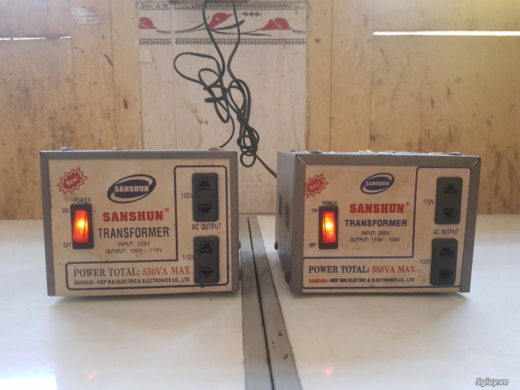 Thanh lý ổn áp SANSHUN - POWER TOTAL : 550VA MAX - 1