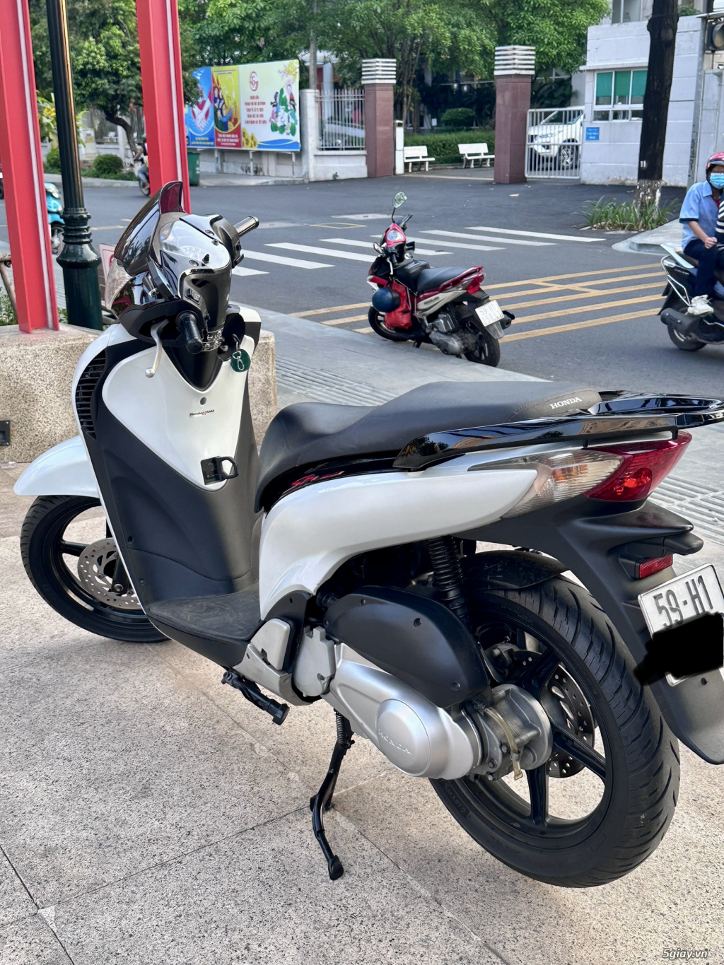 Bán SH Ý 150i 2011 sm107 nguyên zin HCM Q6