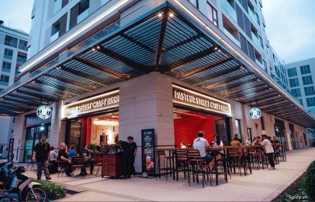 SHOPHOUSE KHỐI ĐẾ TẠI HỒ BÁN NGUYỆT PHÚ MỸ HƯNG - 1
