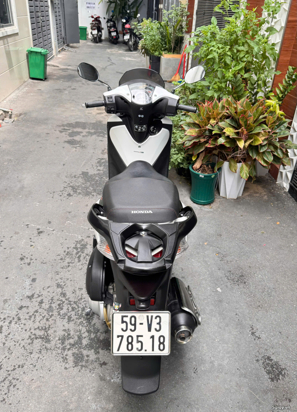 Honda SH 150i nhập Ý 2 đĩa trắng đen mới đẹp chính chủ . - 7