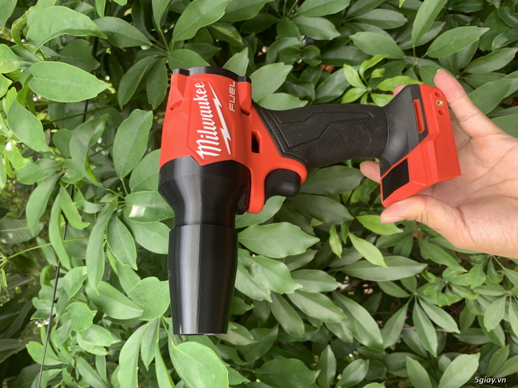 Máy thổi phản lực xài pin Milwaukee M18 - 2