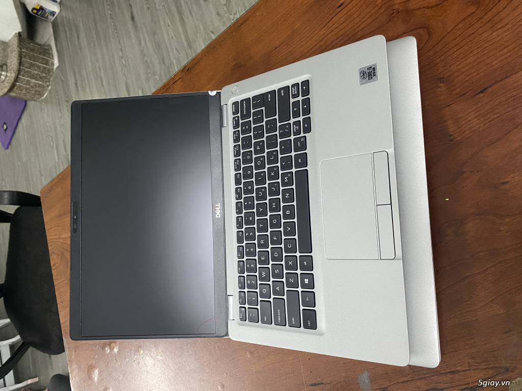 Dell Latitude 5310 i5 th10- 10310U- Ram 8G- ssd256G- 13”FHD vỏ nhôm - 2