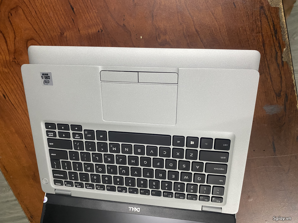 Dell Latitude 5310 i5 th10- 10310U- Ram 8G- ssd256G- 13”FHD vỏ nhôm - 3