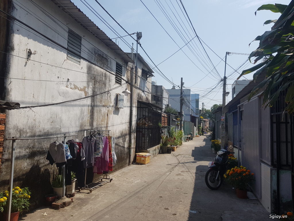 Nhà chính chủ bán cấp 4 trên Đ, Phan văn hớn - H M, DT 125M giá 5 T3 - 2