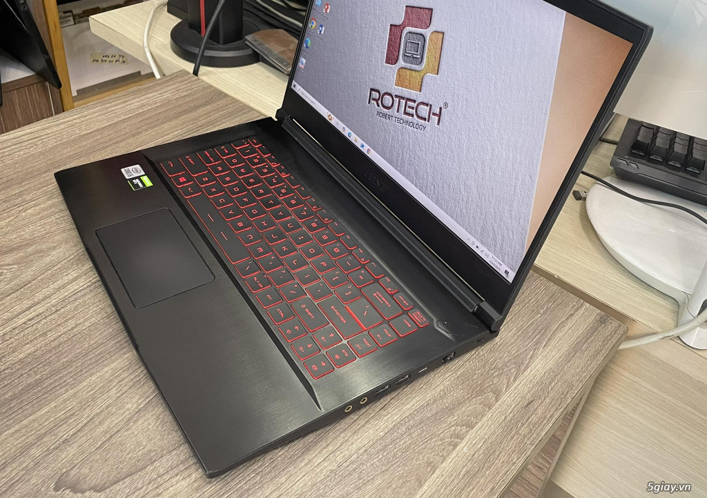 Msi gf63 i5-10500H Ram 16GB SSD 512GB VGA GTX 1650 - 1