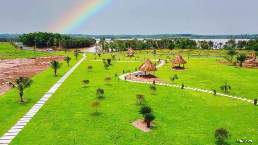 Bán 1000m2 đất Bình Phước khu du lịch view hồ sinh thái bờ hồ Sông Bé