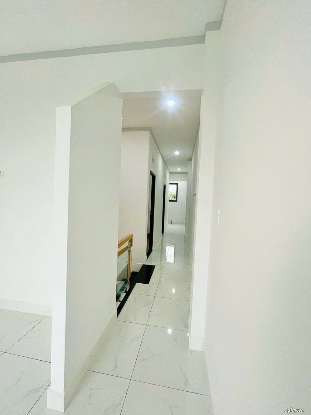 NGỘP bán gấp 2ty169 1 trệt 1 lầu mới xây sát bên Chang Shin - SHR - 1