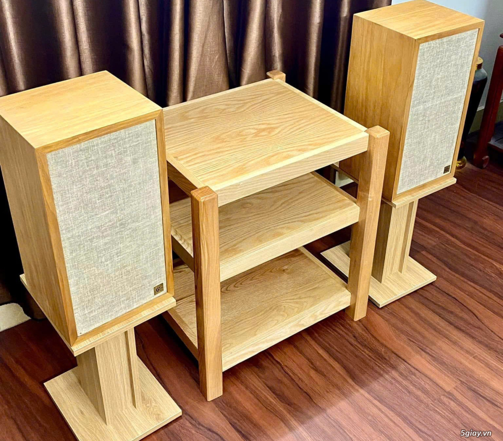 Kệ audio gỗ gõ đỏ, căm xe, sồi
