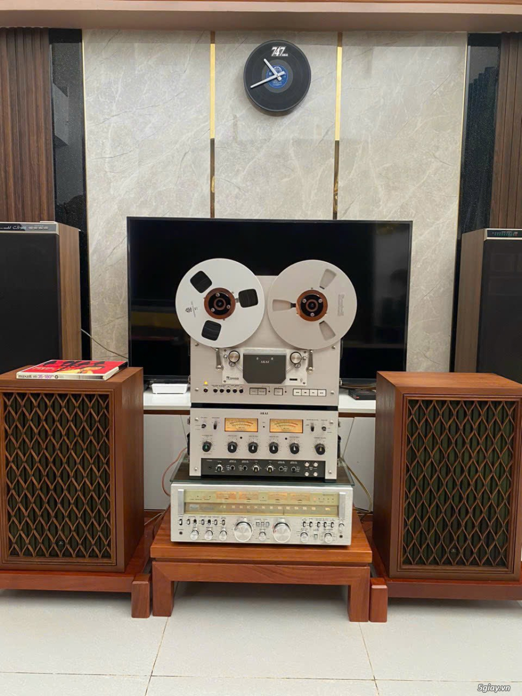 Kệ audio gỗ gõ đỏ, căm xe, sồi - 13