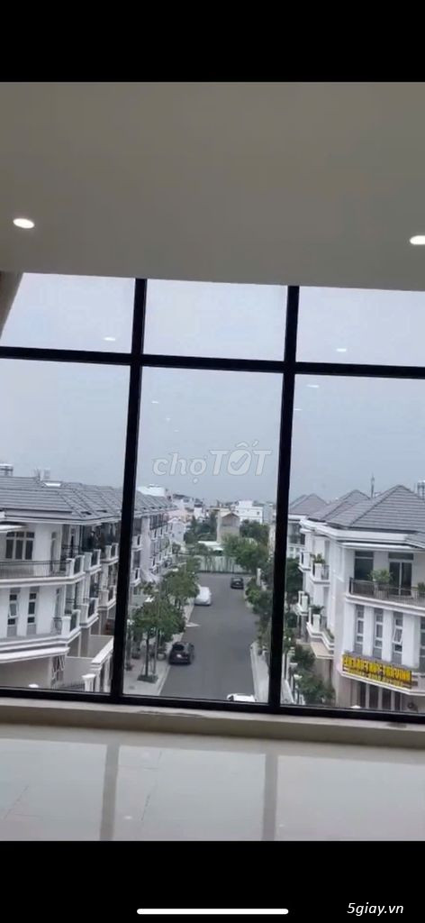 69m2 - Giá chỉ 2.135 tỷ - View khu Villa - Căn hộ Boulevard Q7.