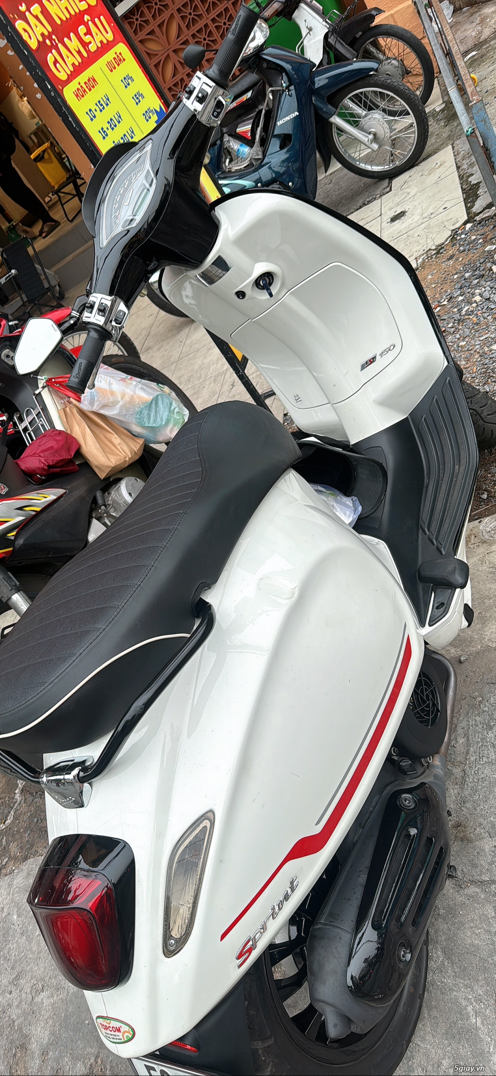 VESPA 150cc Sprint - 1