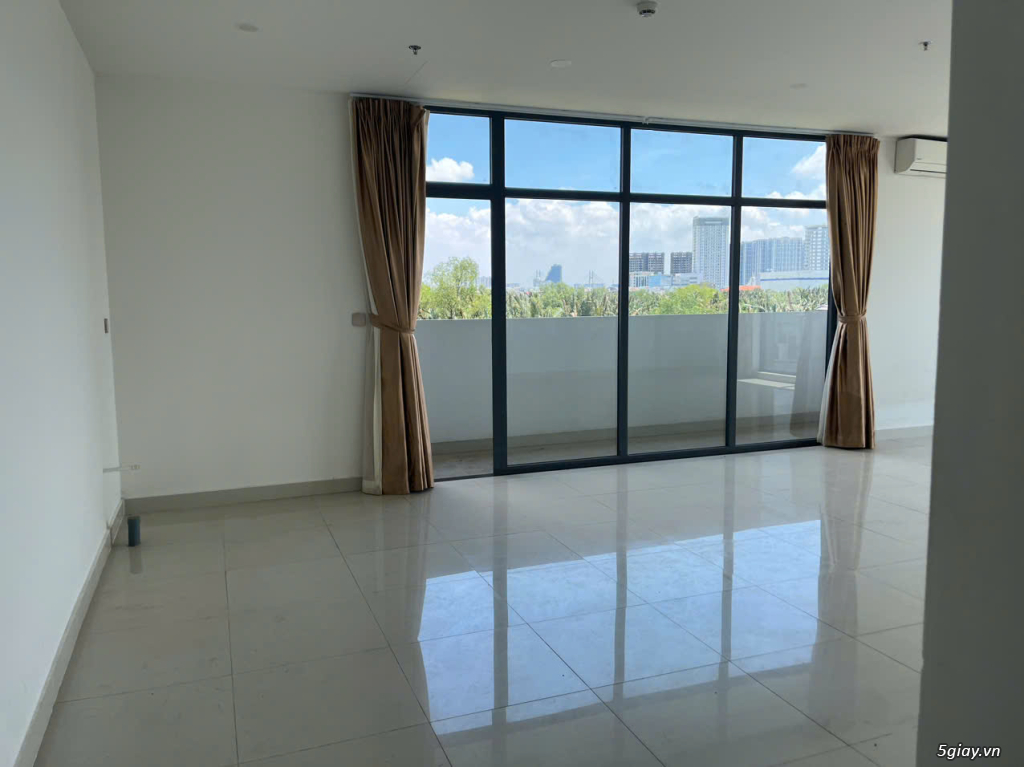 69m2 - Giá chỉ 2.135 tỷ - View khu Villa - Căn hộ Boulevard Q7. - 2