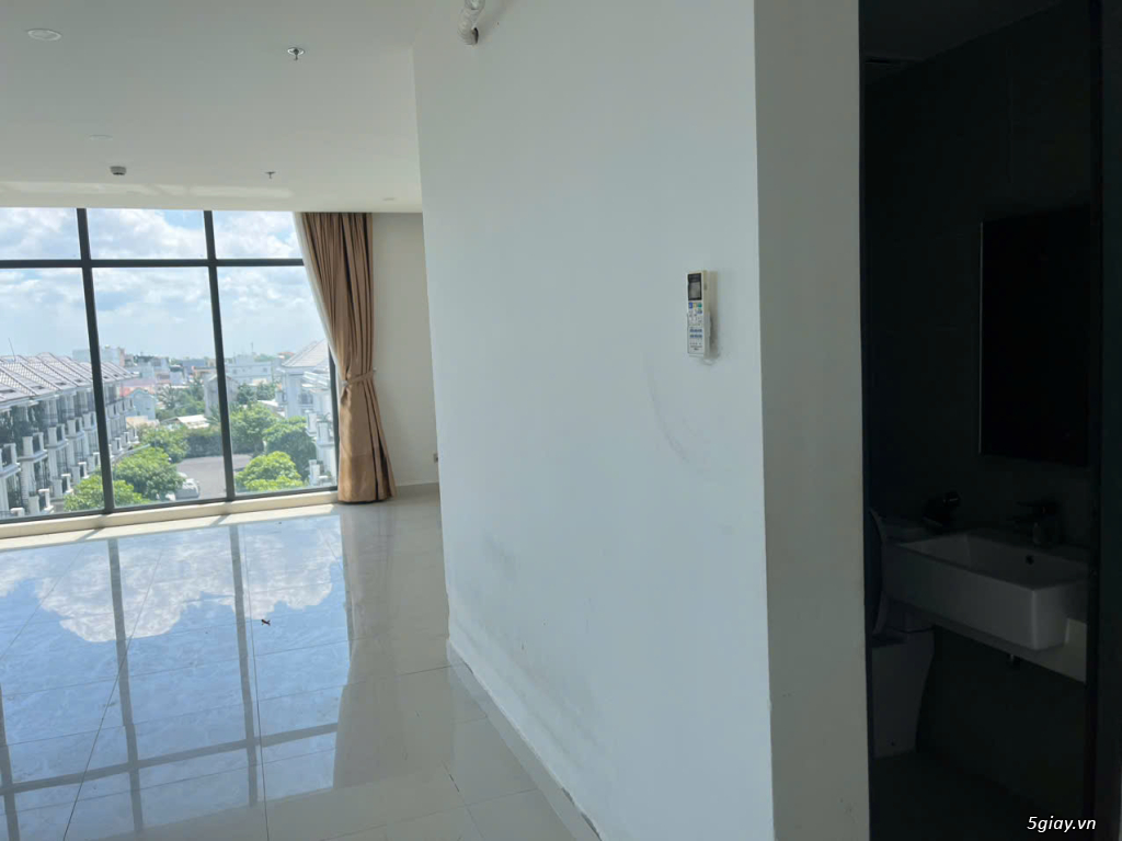 69m2 - Giá chỉ 2.135 tỷ - View khu Villa - Căn hộ Boulevard Q7.
