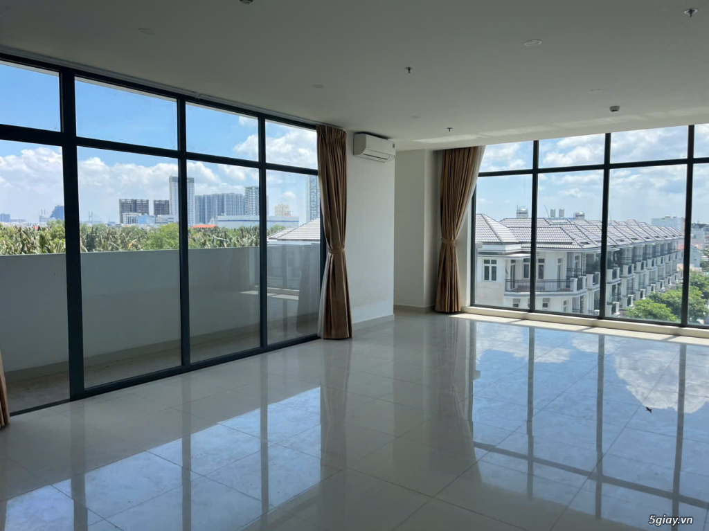 69m2 - Giá chỉ 2.135 tỷ - View khu Villa - Căn hộ Boulevard Q7. - 3