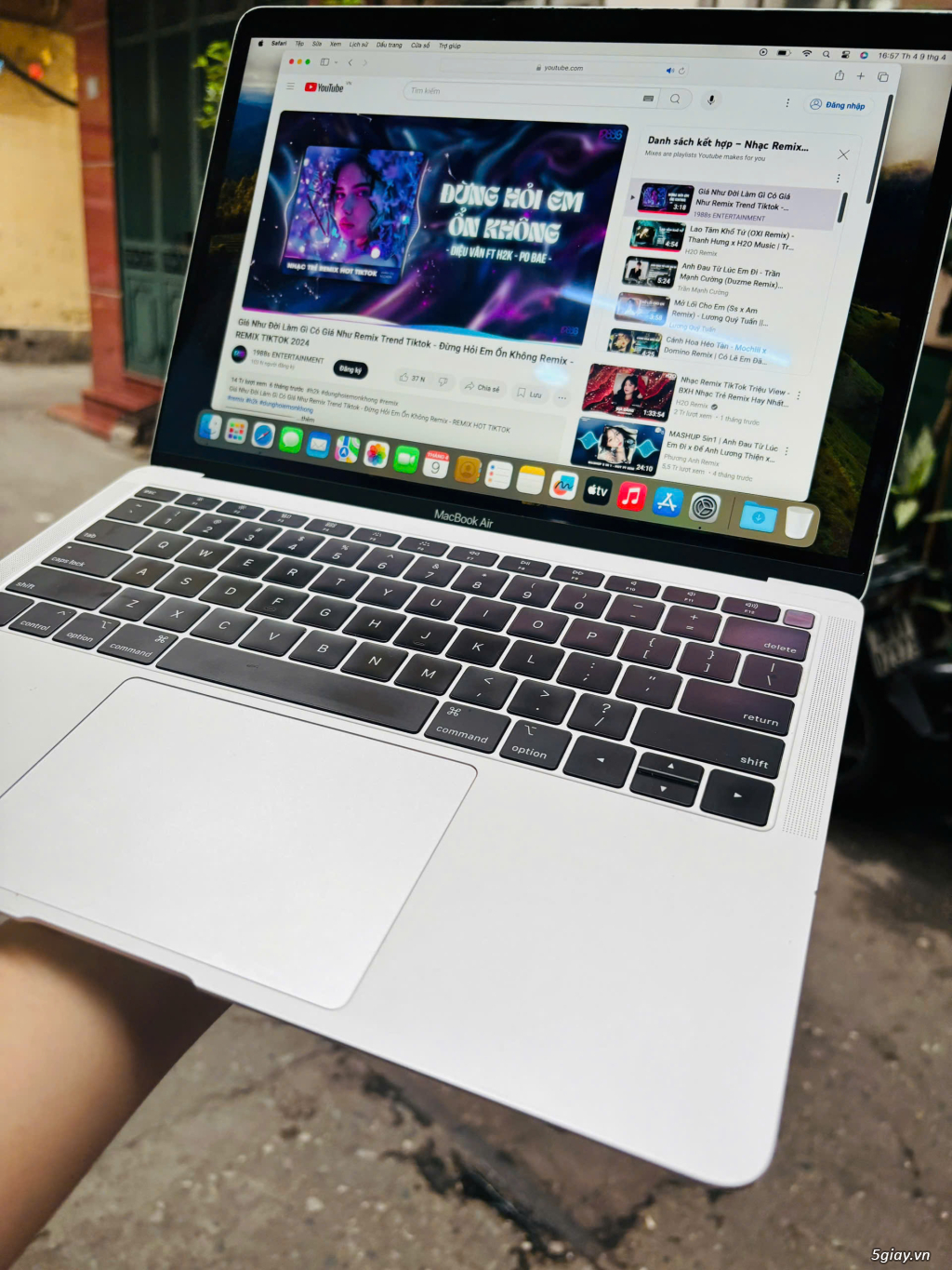 MacBook Air 2019