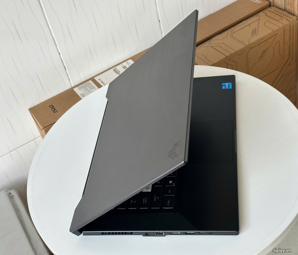 Asus TUF Dash FX516PM i7-11370H/8GB/512GB/RTX 3060 6GB/15.6 144Hz - 2