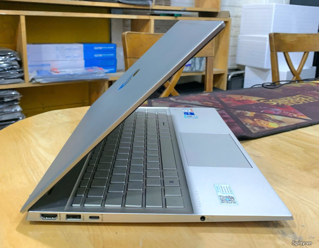 HP Pavilion 15 Core i5-1240P RAM 8GB SSD 512GB VGA ON Màn 15.6 Full HD - 3