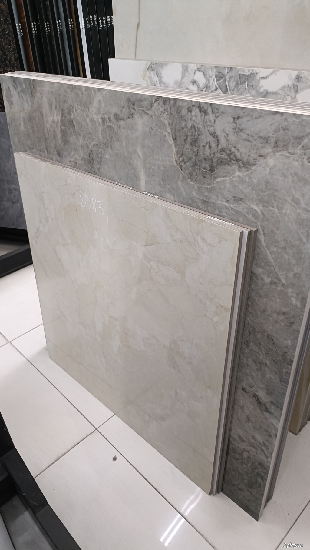 Thanh lý gạch lộn xộn - 2