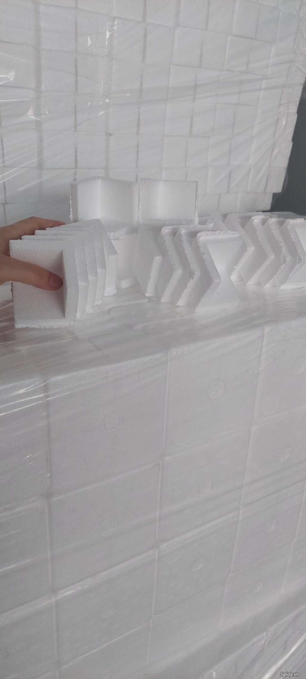 Góc xốp eps chèn ốp góc cạnh đồ điện tử chống va đập