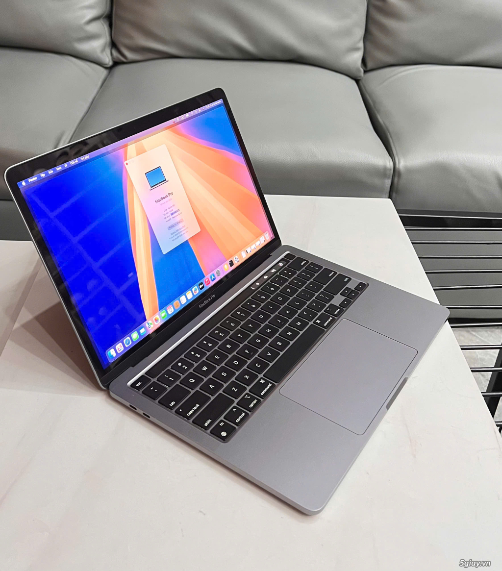 Thanh lý MacBook Pro chip M2 13in giá quá rẻ . - 1
