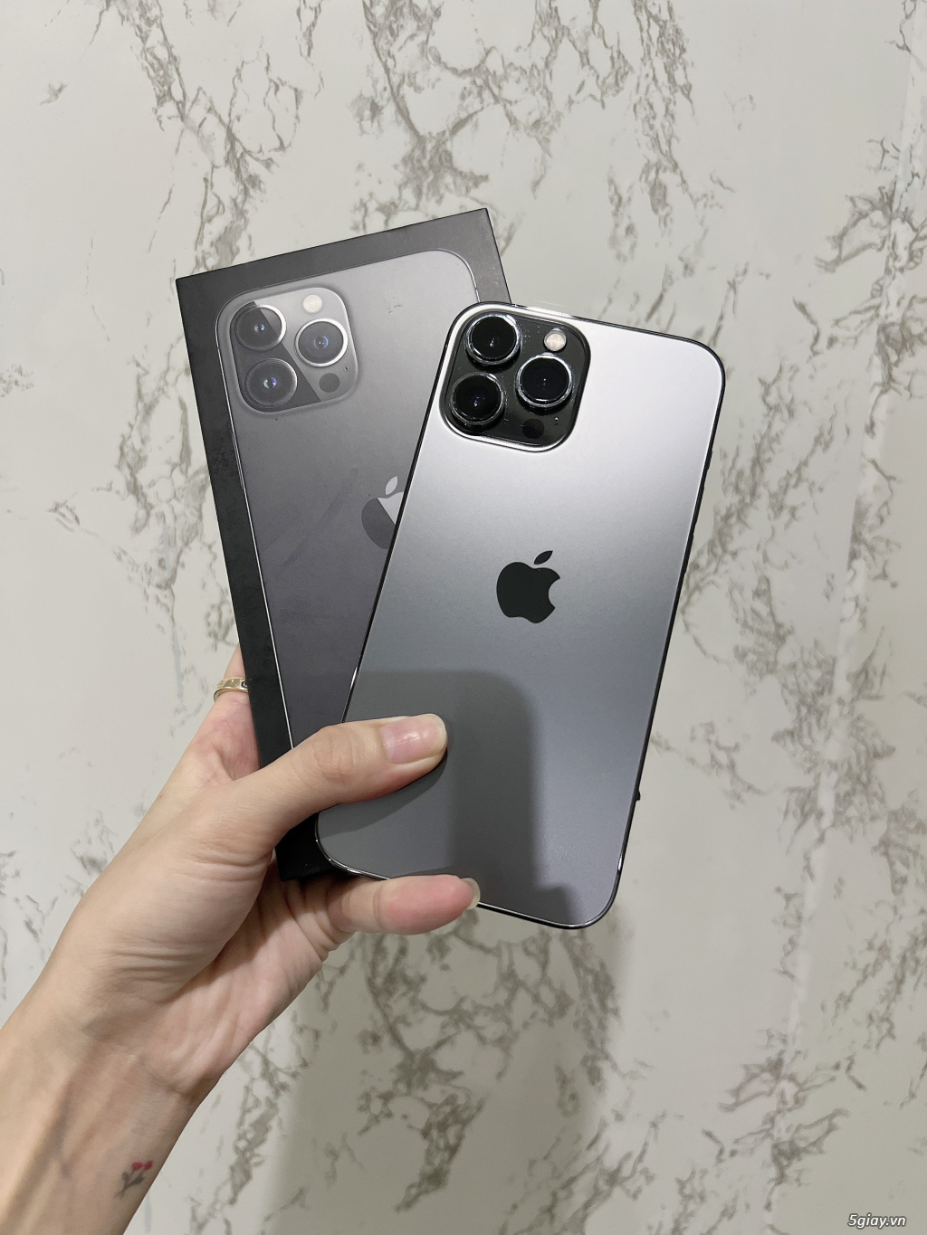 Iphone 13 Pro Max 256Gb xám Graphite bản Việt Nam .