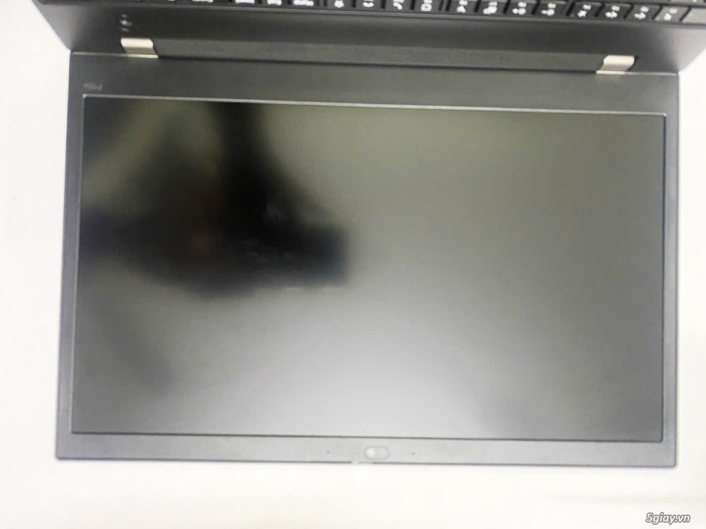 Lenovo ThinkPad P15v i5-11400H 8G 512G 15.6” FHD Quadro T600 - 1