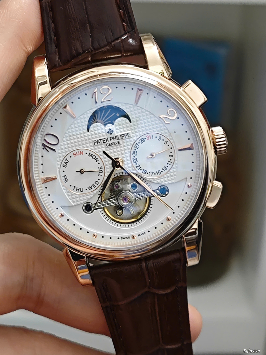 Hàng Trăm Mẫu Đồng Hồ Cao Cấp Giá Lẻ Như Giá Sỉ. Món quà ý nghĩa!!!