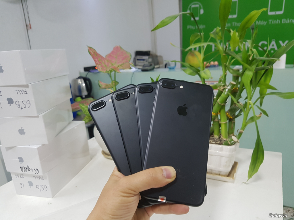 iPhone 7, iPhone 7 Plus, iPhone 8, iPhone 8 Plus | Máy đẹp - Giá tốt - 8
