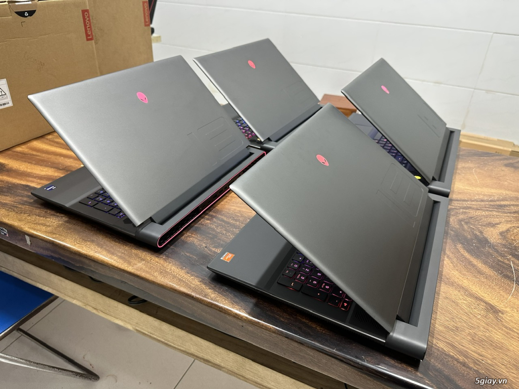 Dell Alienware M16 R1, M18R1, M18 R2, core i7, core i9, Ryzen 9... - 2