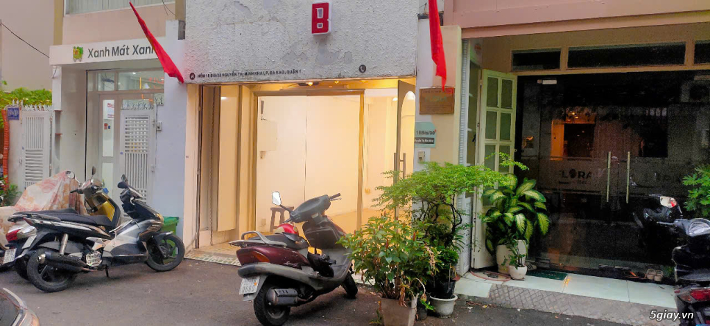 CHO THUÊ MẶT BẰNG KINH DOANH TRUNG TÂM QUẬN 1 – HẺM XE TẢI VÀO TẬN NƠI