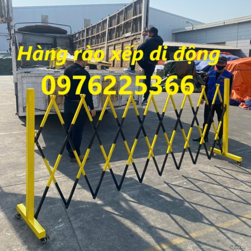 Báo giá hàng rào xếp kéo tay di động bằng sắt
