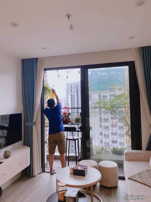 Chuyển nhượng căn hộ 2PN đẹp, đủ nội thất tại S203,Vinhomes Smart City - 1