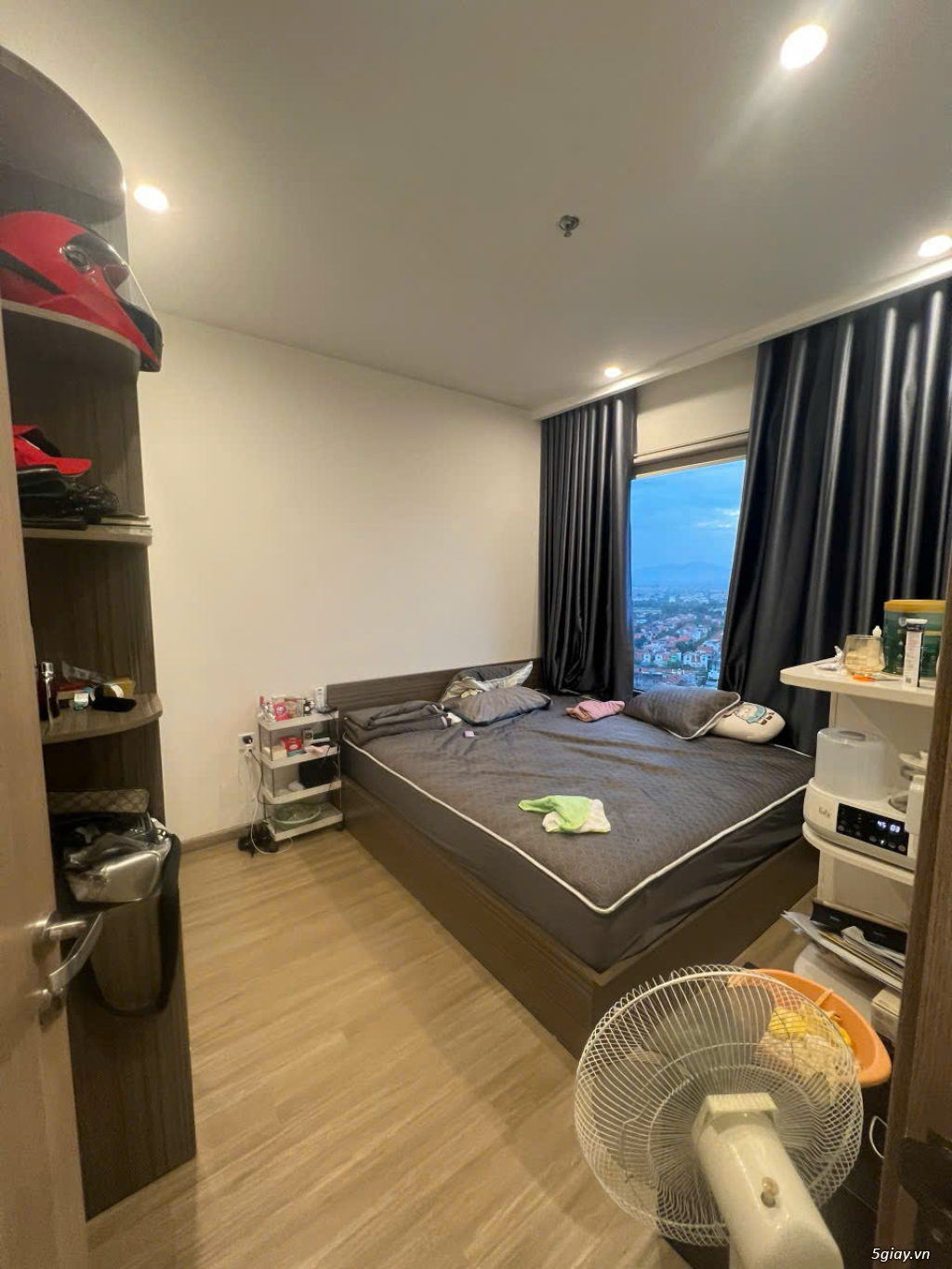 Chính chủ bán căn hộ SA3.05 Vinhomes Smart City, 2PN, full nội thất