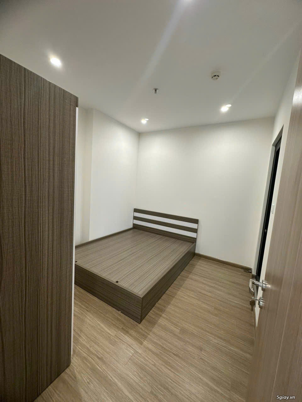 Bán nhanh căn hộ SA3.05 – Vinhomes Smart City, full nội thất, 2PN - 1