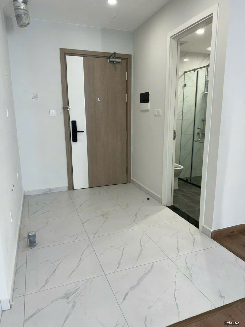 Bán nhanh căn hộ SA3.05 – Vinhomes Smart City, full nội thất, 2PN