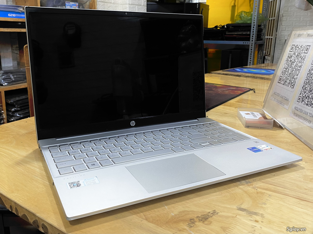 HP Pavilion 15 Core i5-1135G7 Ram 8GB SSD 512GB VGA ON Màn 15.6 FHD