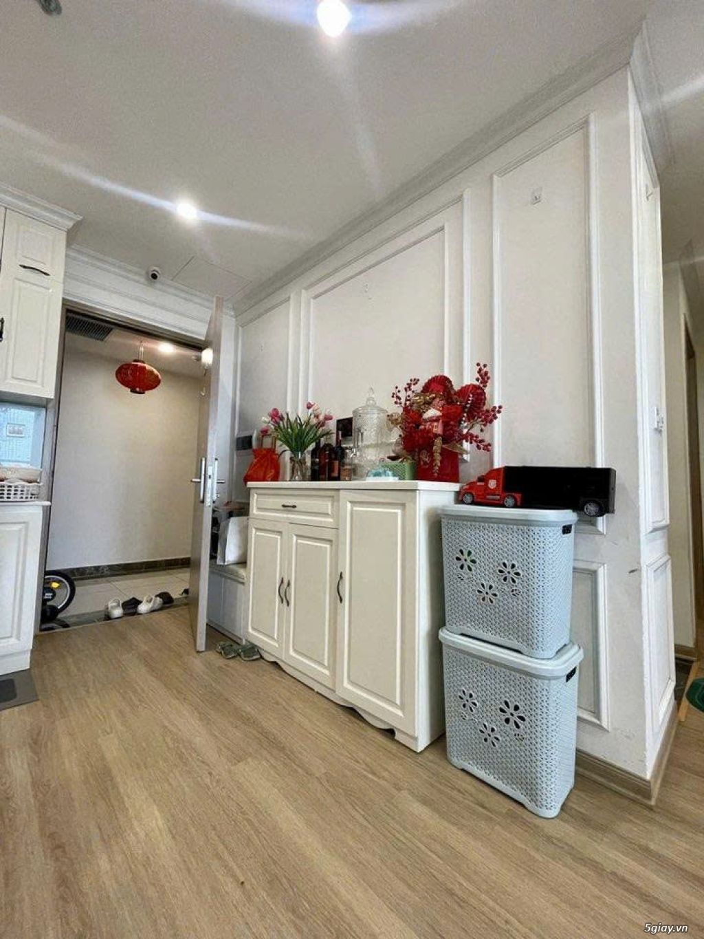 Căn hộ 2PN full nội thất – Tầng cao S202 – Vinhomes Smart City