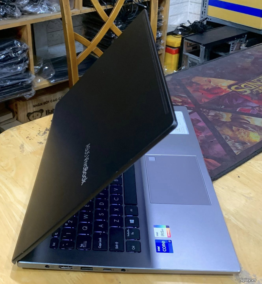 Asus Vivobook X521EA Core i7-1165G7 Ram 8GB SSD 512GB VGA ON Full HD - 2