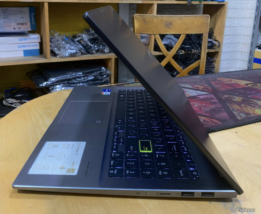 Asus Vivobook X521EA Core i7-1165G7 Ram 8GB SSD 512GB VGA ON Full HD - 4