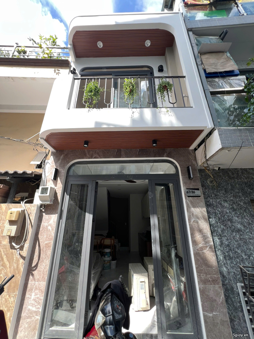 Bán nhà hẻm 67/36 Bùi Văn Ba quận 7 mới xây nội thất cao cấp