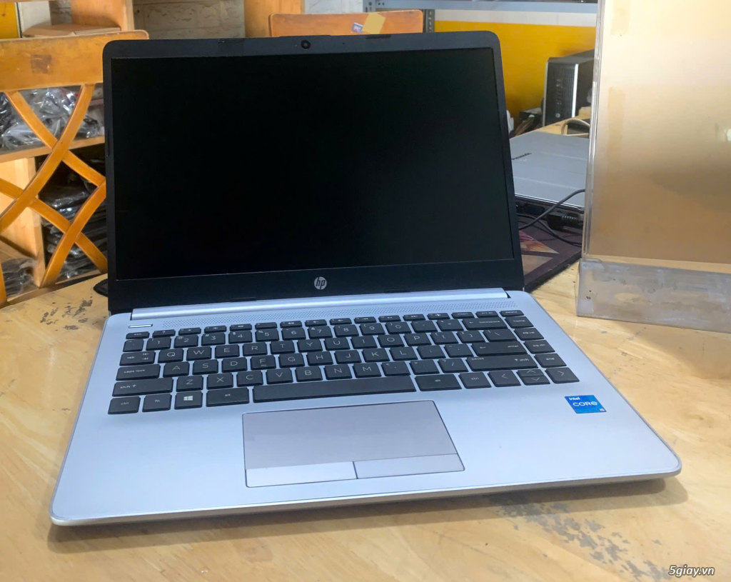 HP Notebook 240 G8 Core i3-1005G1 Ram 8GB SSD 256GB VGA ON Màn 14 Inch