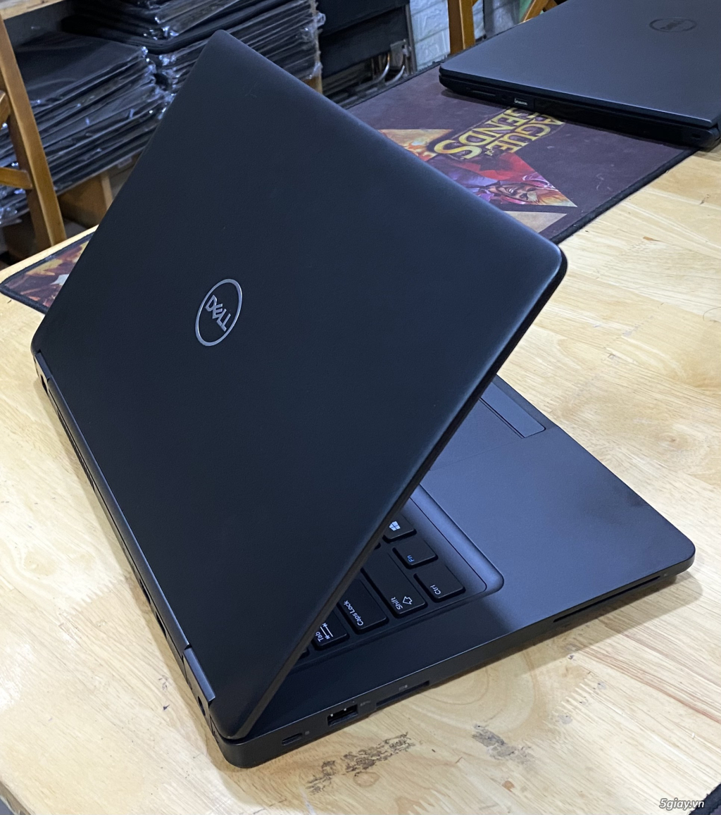 Dell Latitude E5490 Core i5-8350U Ram 8GB SSD 240GB VGA ON Màn Full HD - 3