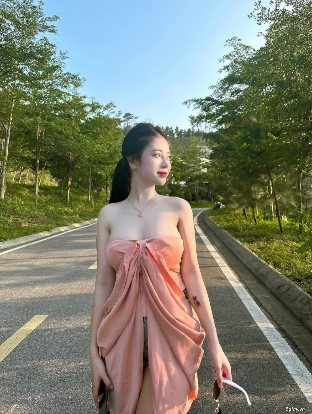 Một nửa Thế giới: Quà tặng của tạo hóa dành cho đàn ông. - 2