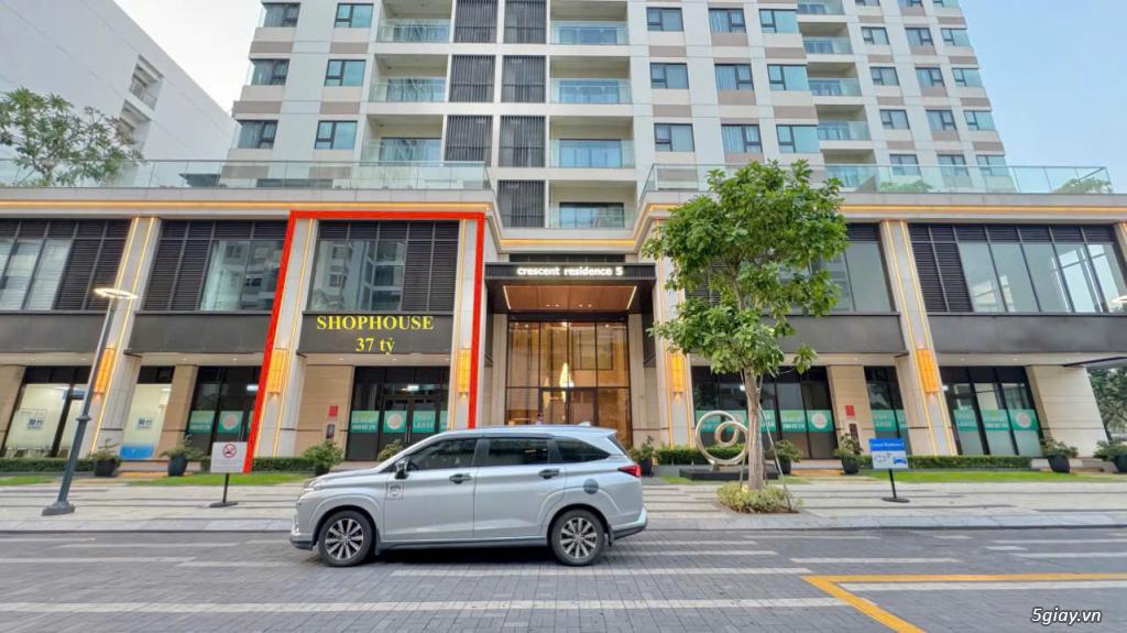 SHOPHOUSE KHỐI ĐẾ TẠI HỒ BÁN NGUYỆT PHÚ MỸ HƯNG ĐƯỢC MỞ BÁN