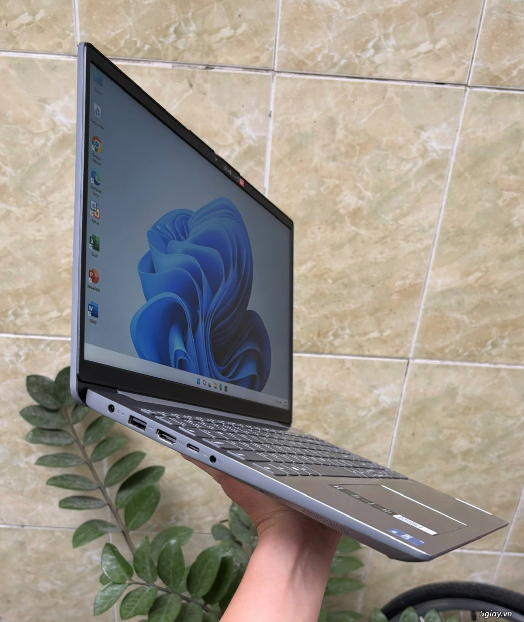 Ideapad Slim 3 i5-1155G7 Ram 16G SSD 256G đẹp keng