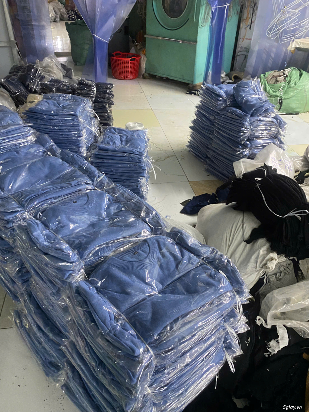 Xưởng sản xuất áo len theo đơn đặt hàng có xuất hóa đơn tại Hà Nội - 2