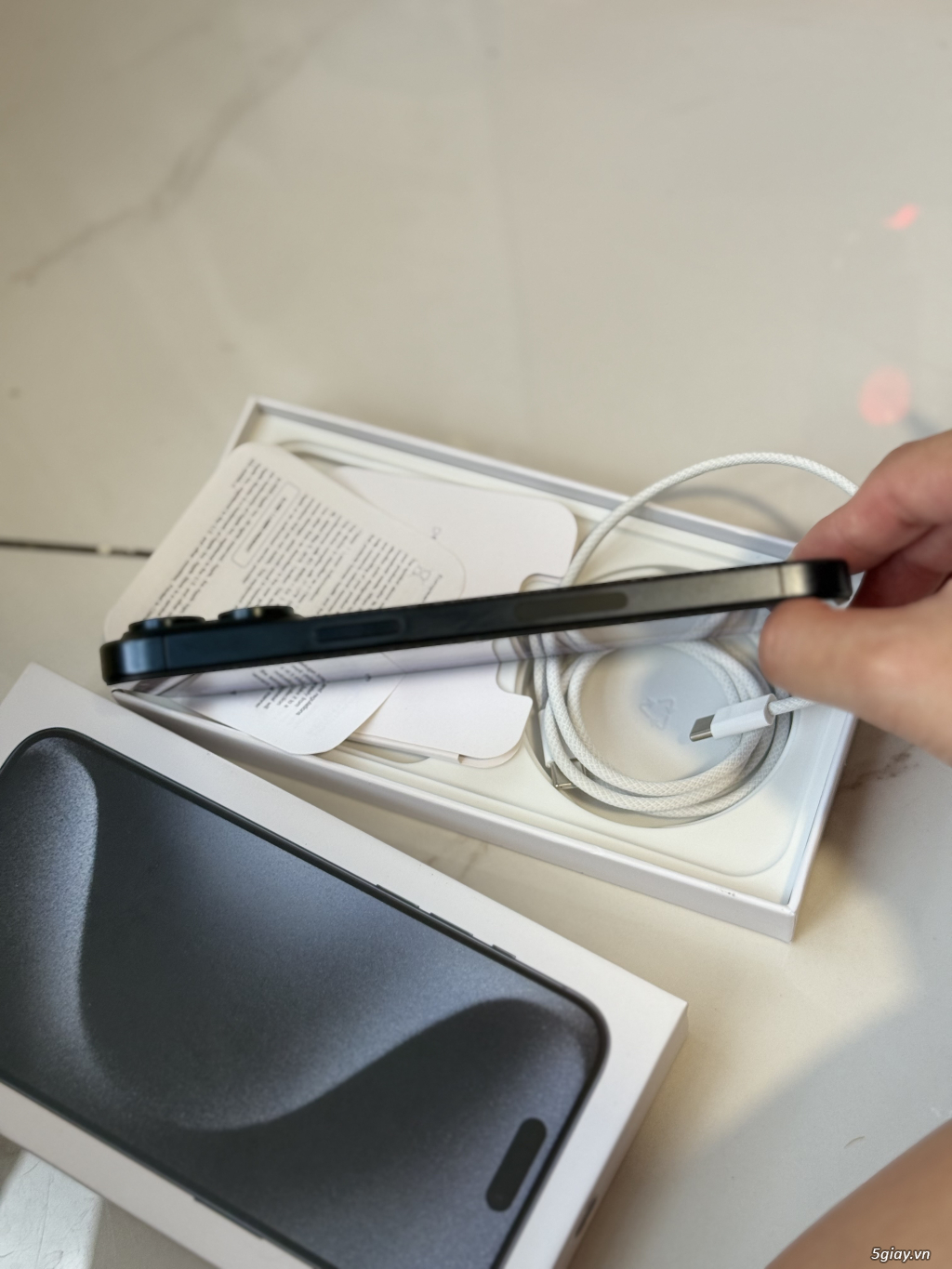 Cần Bán Iphone 15 promax QT màu Xanh 256gb
