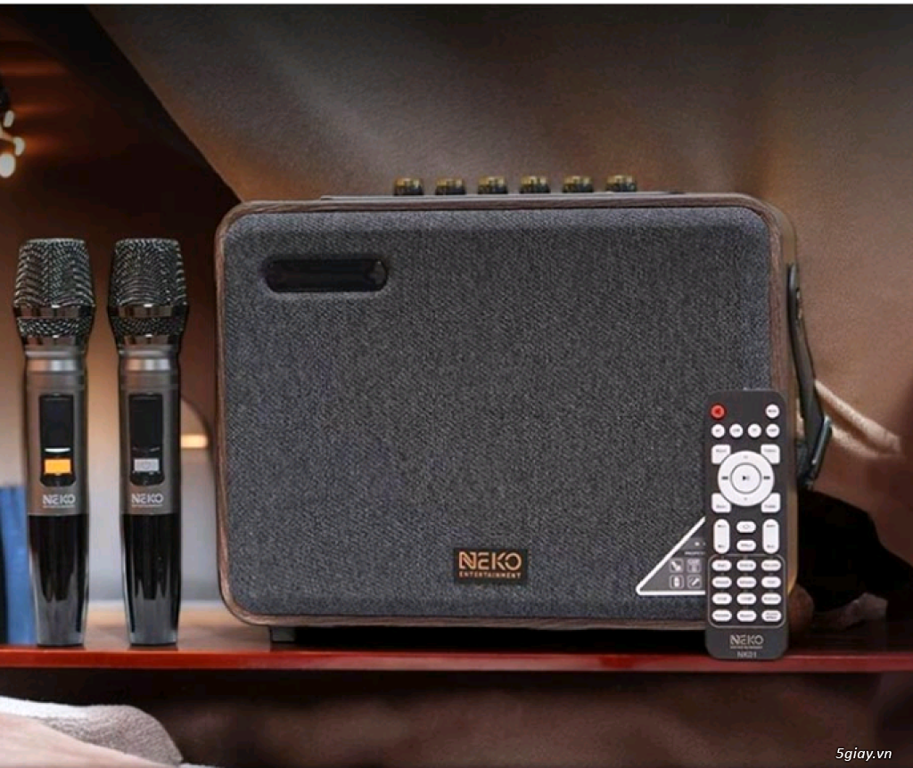 Loa di động Neko NK01 Pro khuyến mãi chân kê loa gỗ tại Cửa Hàng Hải