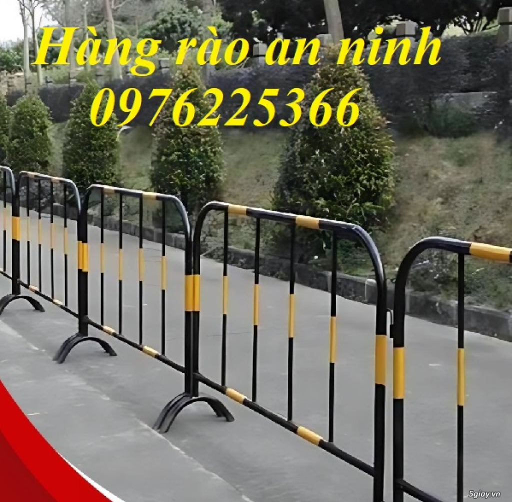 Giá hàng rào di động khổ 1.2m x 2m - 2