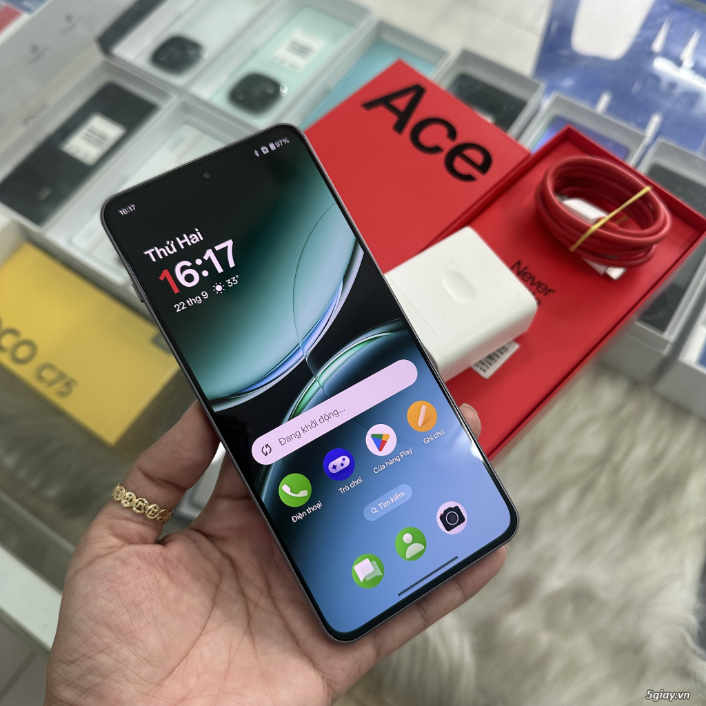 Oneplus ACE 3V Ram 12/256g Fullbox zin đẹp, rom quốc tế - 1